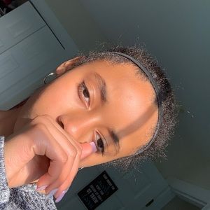 Meet your Posher, Kira🌺